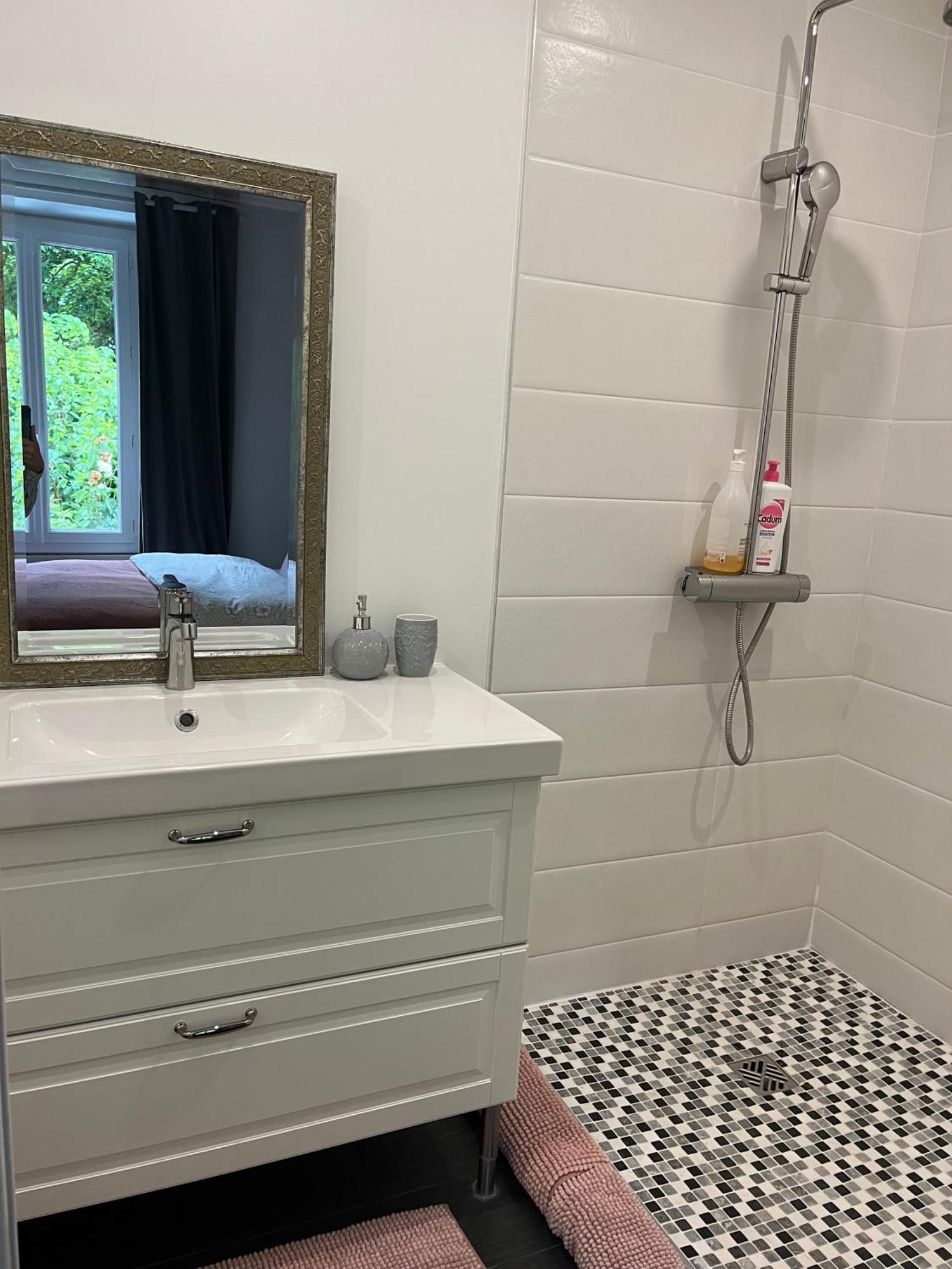 Le Jardin Chamberlin, D'hotes Bed & Breakfast Savigny-sur-Orge